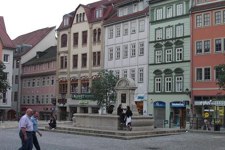Brunnen auf dem Markt Jena